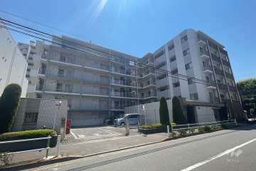 ファミール西台の外観（北東側から）