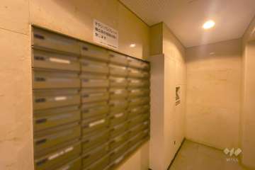 宅配ボックスと共用ポスト　