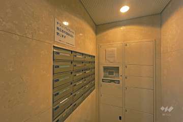 共用ポストと宅配ボックス