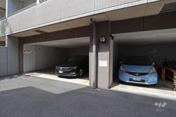 敷地内駐車場（屋内平面式）