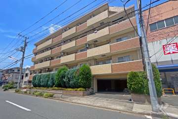 グーディッシュ東武練馬の外観（南東側から）