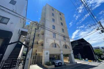 グランシティユーロパレス大山の外観（北側から）