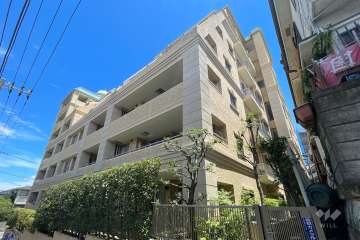 グランシティユーロパレス大山の外観（南西側から）