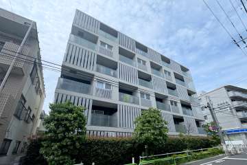 ウィンシティ成増の外観（南西側から）