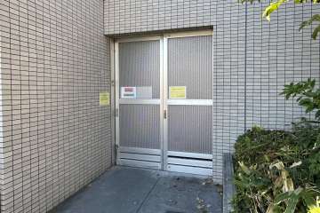 駐輪場の出入り口