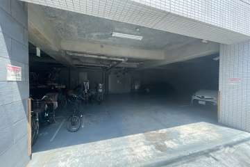 敷地内駐車場（屋内平面式）