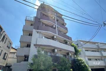 アクサス新板橋の外観（東側から）