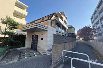 アクサス小竹向原