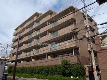 クラウンハイム伊丹フラワーコートの外観（南東側から）