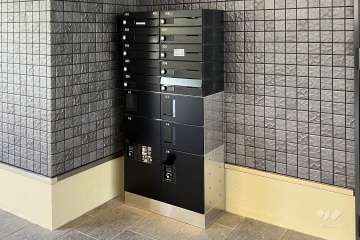 宅配ボックスと共用ポスト