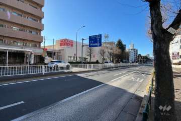 敷地北西側の前面道路