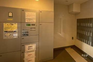 共用ポストと宅配ボックス