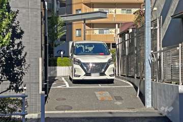 敷地内駐車場（屋外平面式）