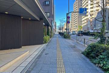 敷地北東側は国道254号（川越街道）に面しています。