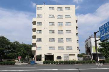 エンゼルハイム板橋の外観（西側から）