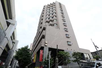 ゲオ・タワー池袋の外観（東側から）