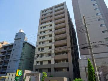 クレアシティeキューブの外観（北西側から）