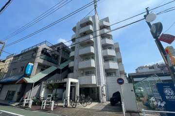 トップ蓮根の外観（北西側から）