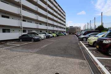 敷地内駐車場（屋外平面式）