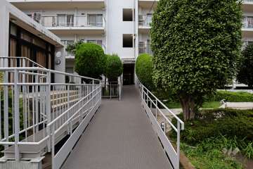 エントランスアプローチ