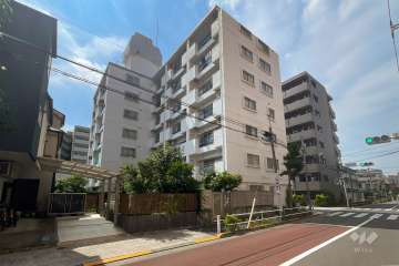 パラスト中板橋の外観（南東側から）