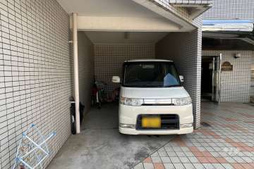 敷地内駐車場（屋内平面式）