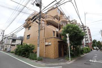 ライオンズマンションときわ台第二の外観（北東側から）