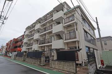 高島平第３ウィーンハイツの外観（北西側から）