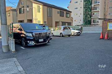 敷地内駐車場（屋外平面式）