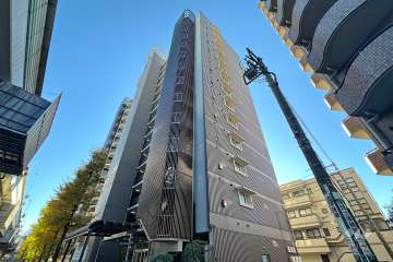 朝日板橋マンションの外観（北東側から）