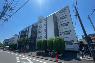 東久高島平ハイツの外観（北西側から）