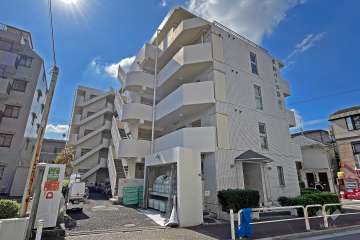 日神パレス西台の外観（北東側から）