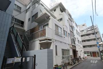 板橋クリーンコーポの外観（南側から）