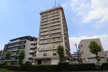 ライオンズマンション赤塚の外観（南側から）