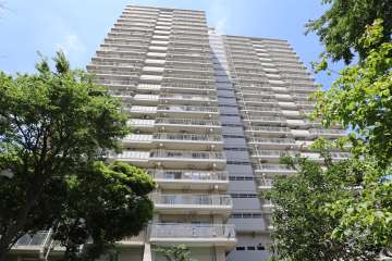 サンシティD棟の外観（東側から）