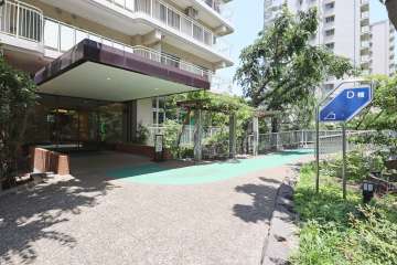 エントランスアプローチ