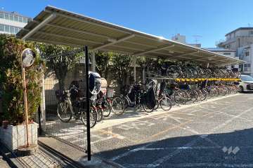 駐輪場（屋根あり）