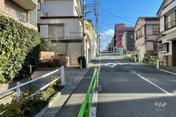 敷地南西側の前面道路　