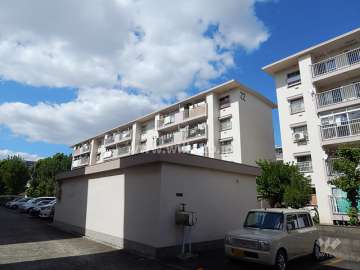 杭瀬第六団地22号棟の外観（南東側から）