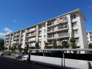 杭瀬第六団地23号棟（南東側から）