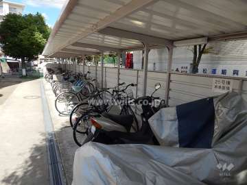 駐輪場、バイク置場