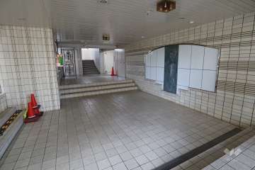 エントランスホール