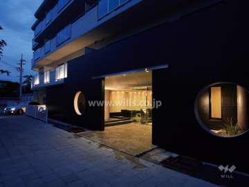 エントランス夜景