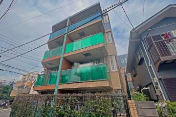 レグノフォレスタの外観（南東側から）