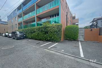 敷地内駐車場（屋外平面式）