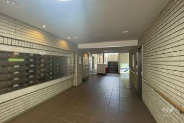 エントランスホール　