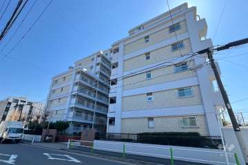 大山ローヤルコーポの外観（北側から）