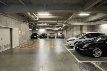 敷地内駐車場（屋内平面式）