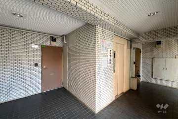 エントランスホール