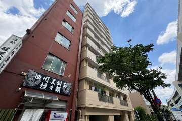 パラスト板橋の外観（南西側から）